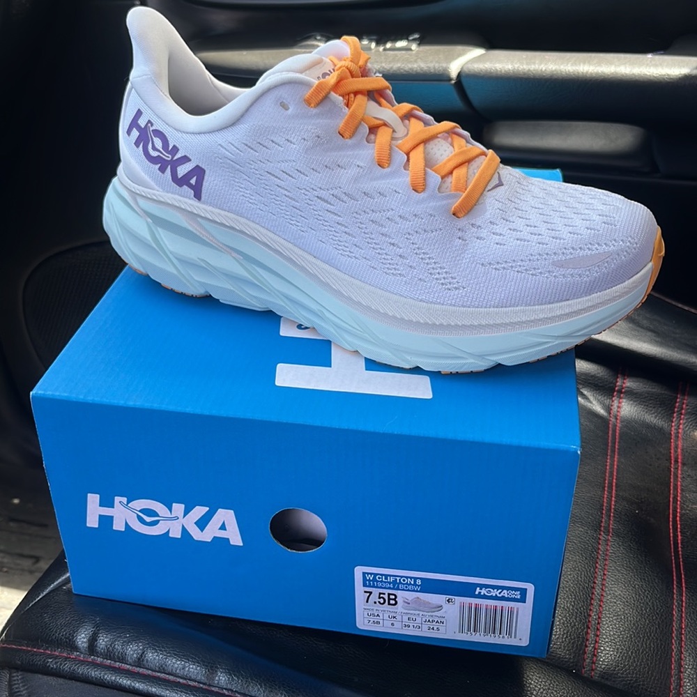 Hoka One One W Clifton 8 shoe
